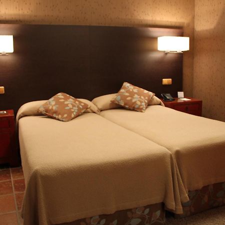 Hotel Palacio Dos Olivos Galdeano ห้อง รูปภาพ
