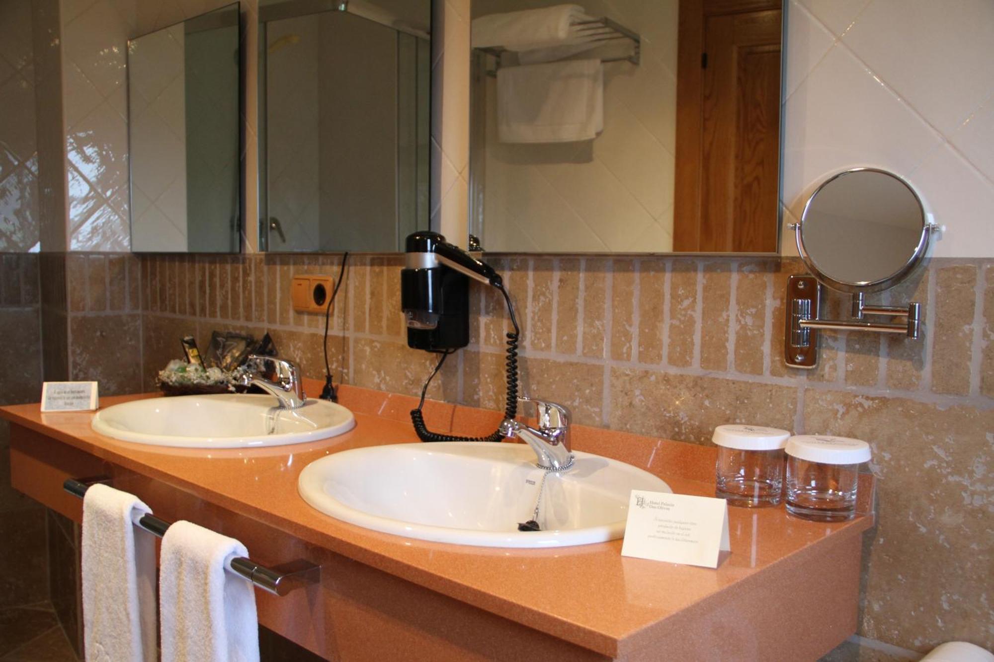 Hotel Palacio Dos Olivos Galdeano ห้อง รูปภาพ